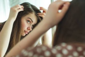 Cheveux blancs