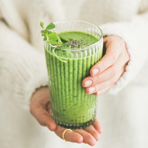 se détoxifier avec un jus vert avant la grossesse